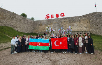 “Qardaşlıq körpüsü”: Ağdamda iki qardaş ölkənin şəhid ailələri bir araya gəlib